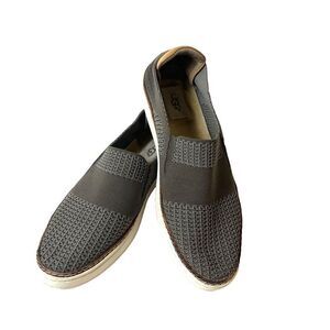 UGG Women's Size 9.5 EU 40.5 Slip On Comfort Casual Shoes Flat Brown Knit Fabric